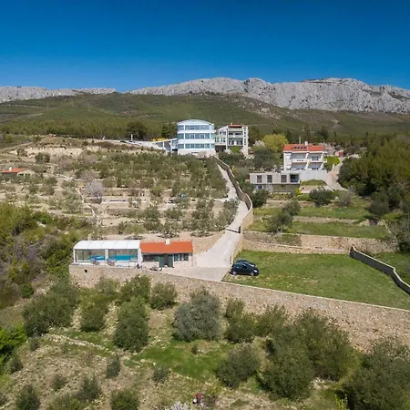 Divine Villas Villa *
