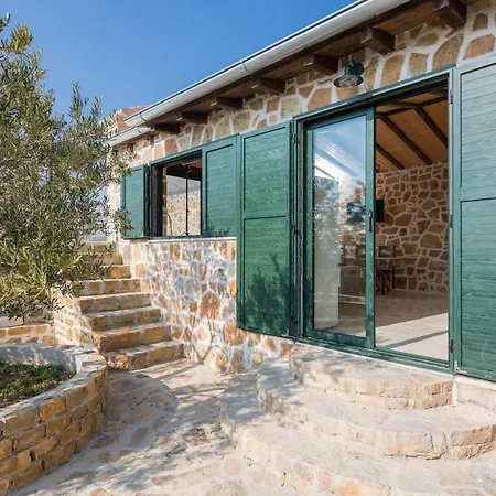 Divine Villas *